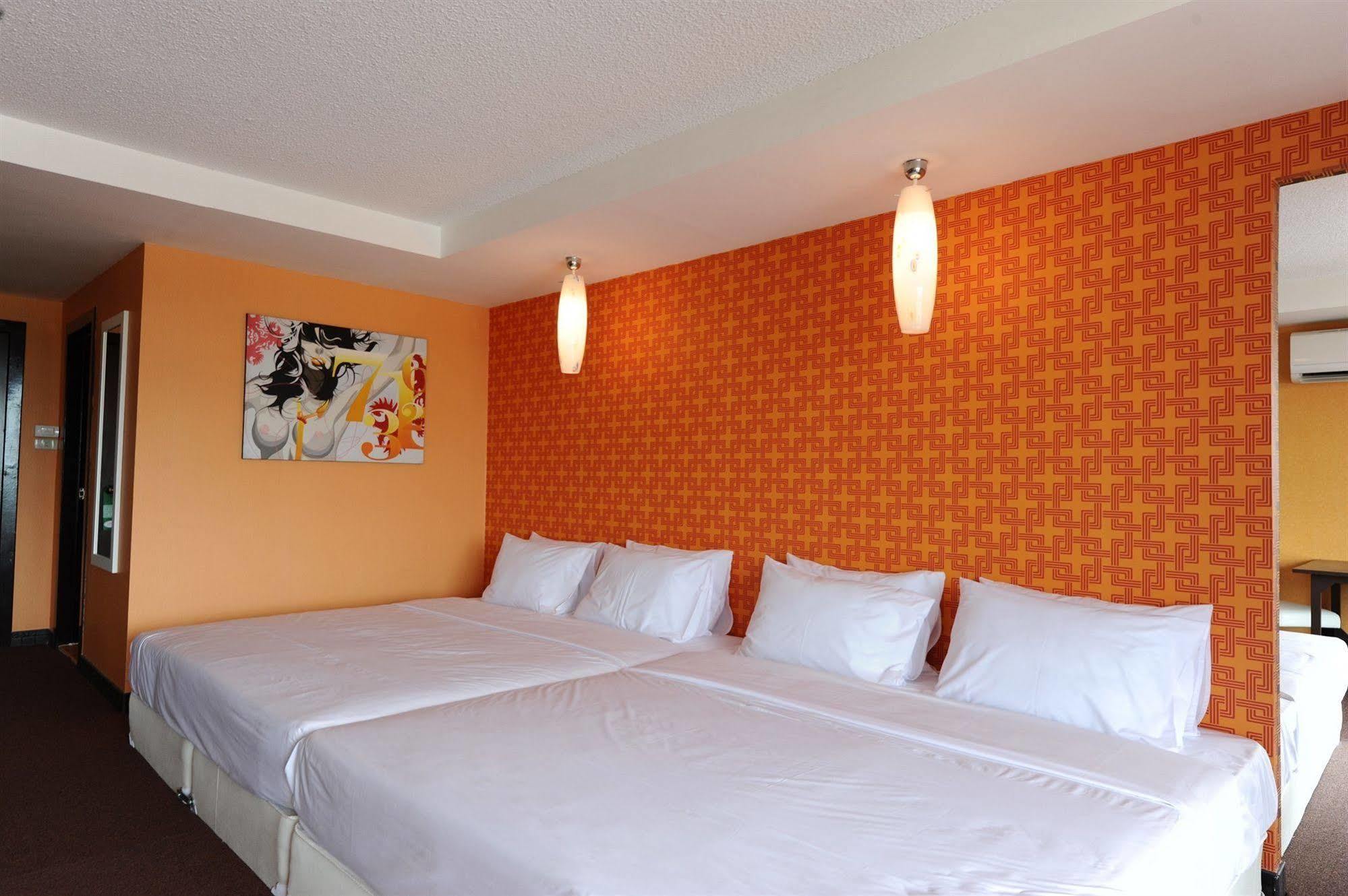 Angket Hip Residence Pattaya Exterior foto