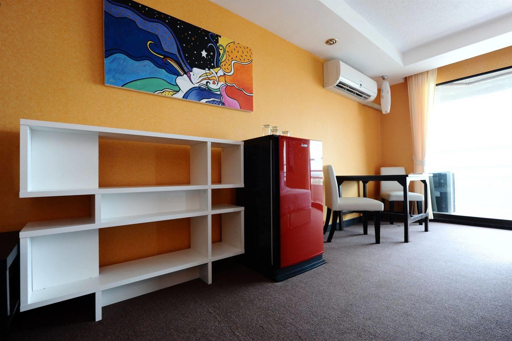 Angket Hip Residence Pattaya Exterior foto